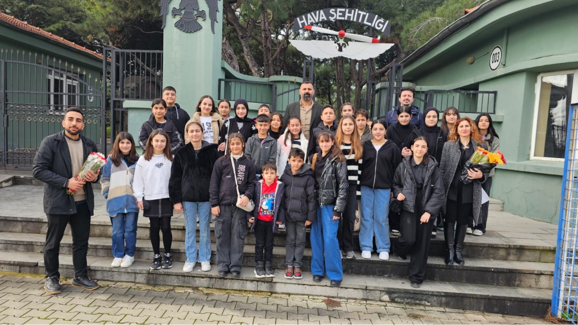 ŞEHİT YÜZBAŞI ALİ RIZA SADAK'IN KABRİNİ VE HAVA ŞEHİTLİĞİNİ ZİYARET ETTİK
